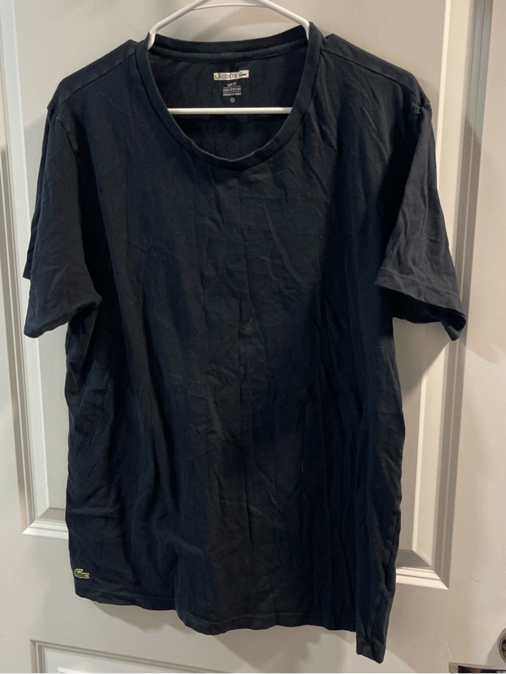 Lacoste Men’s Short Sleeve Crew Neck T-Shirt in Black Have One Spot - Picture 1 of 5